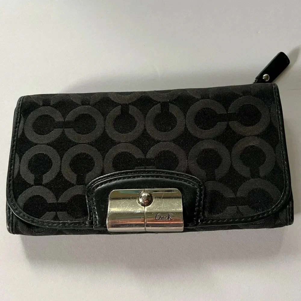 Coach‎ Kristen Op Art Signature Black Silver Envelope Wallet